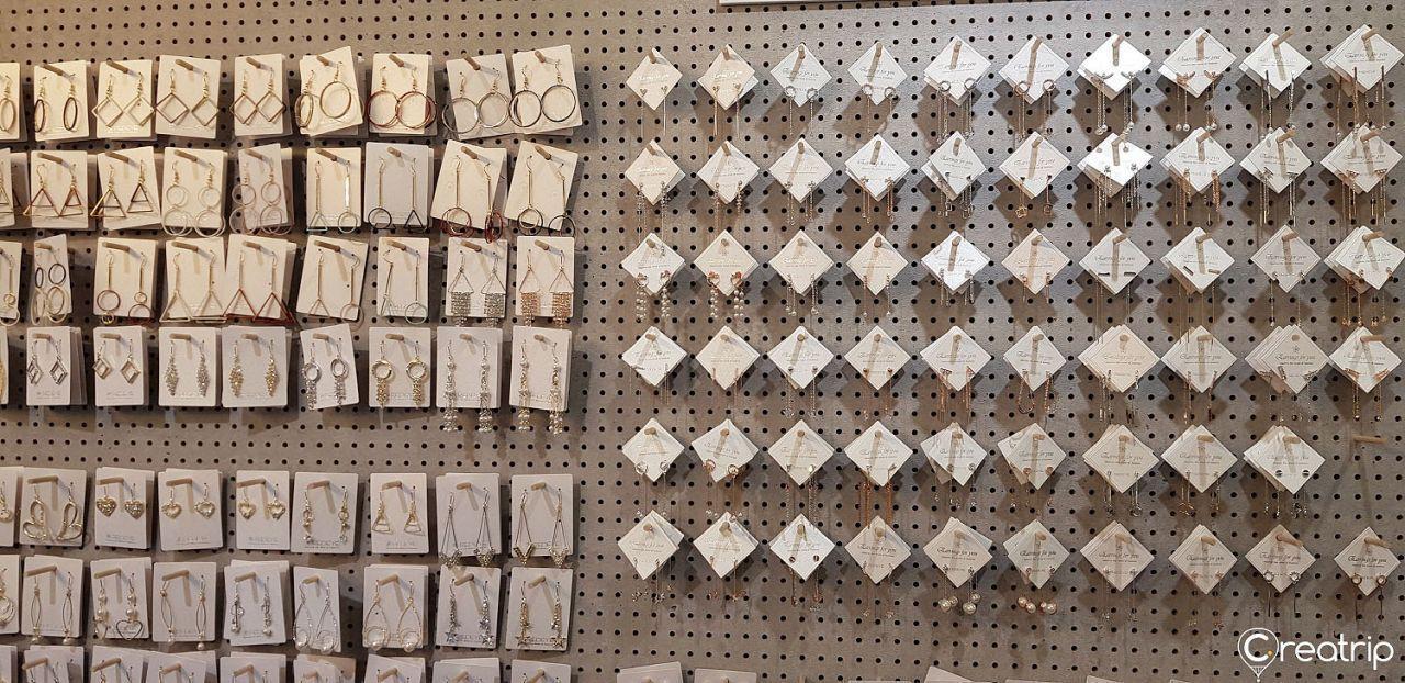 TOP 3 Korean Accessory Brands | TOP 3 Korean Accessory Brands ! Fashionable Jewelry that are loved by Koreans!